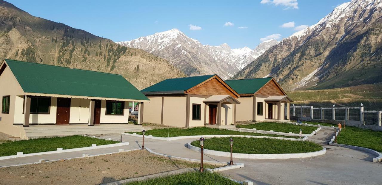 Pine Top Hotels Naran Exterior foto