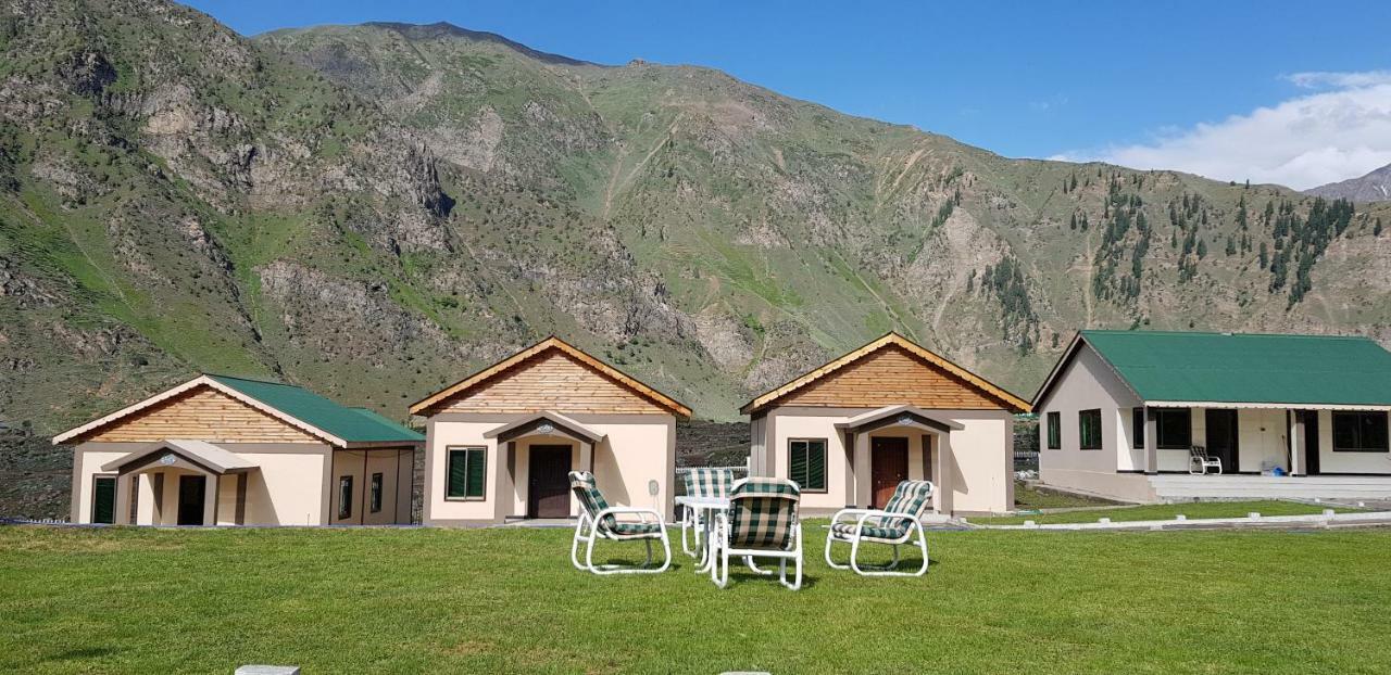 Pine Top Hotels Naran Exterior foto